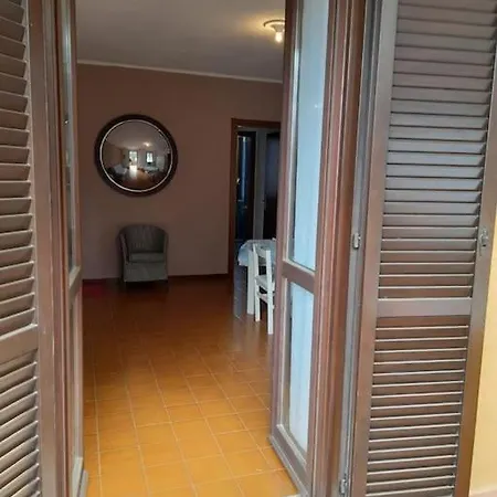 Apartment 4min Dal Centro Di • Free Parking *